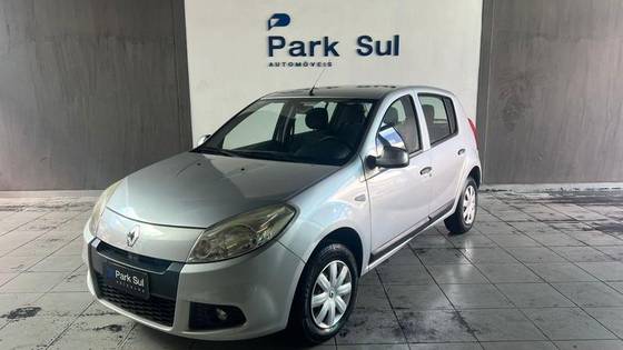 RENAULT SANDERO 1.0 AUTHENTIQUE 16V FLEX 4P MANUAL